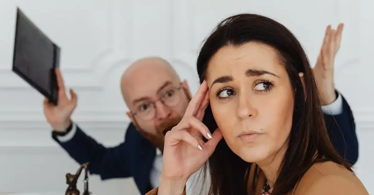 Il sert d intermédiaire dans une discussion